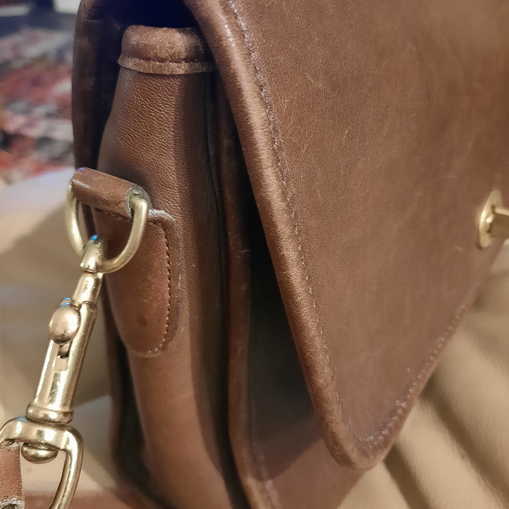 Coach Brown Leather Shoulder Bag with Gold Accents - Picture 3 of 12